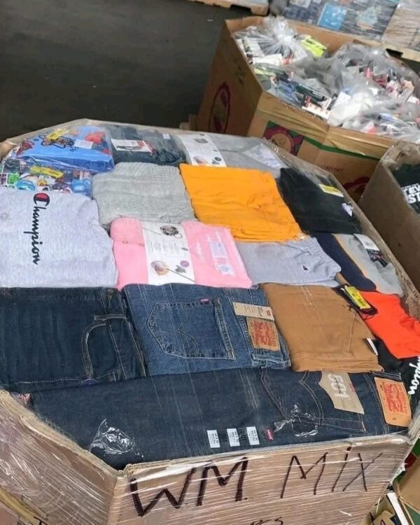 Clothing Pallet - Image 3