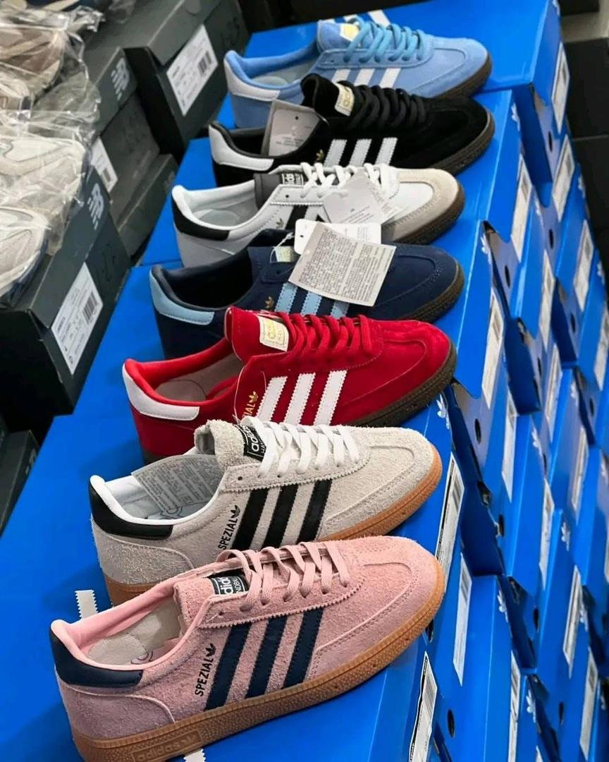 Adidas Sneakers Pallet