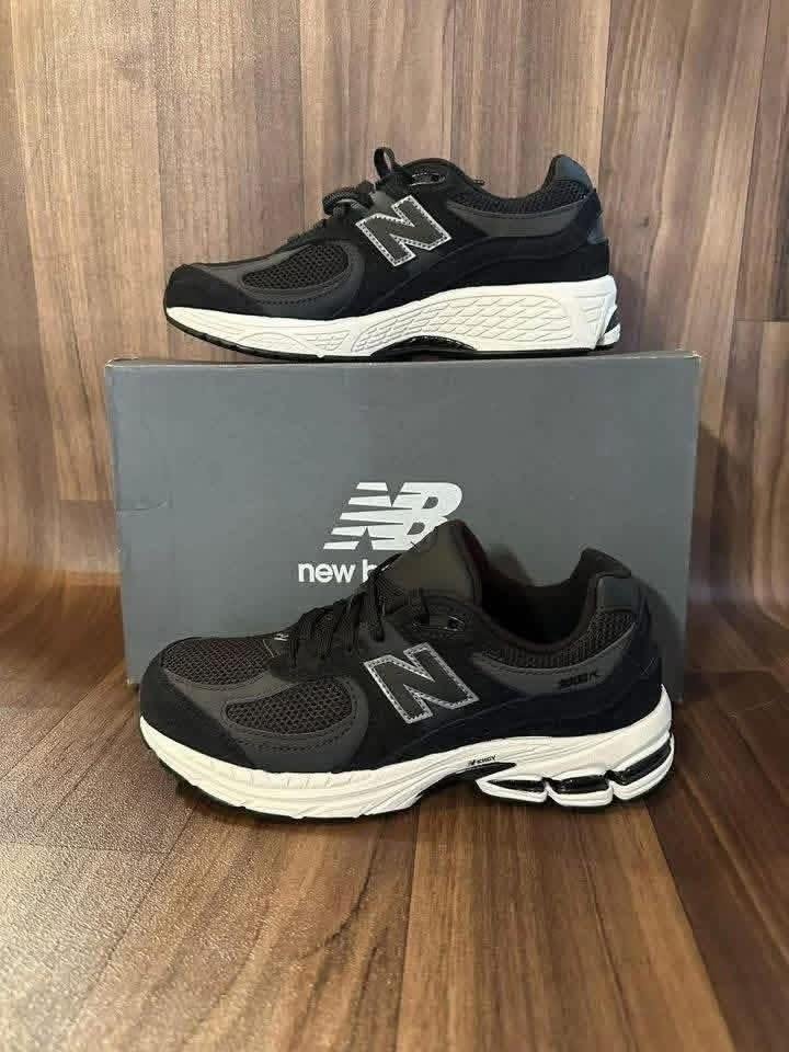 New Balance Sneakers Pallet - Image 2