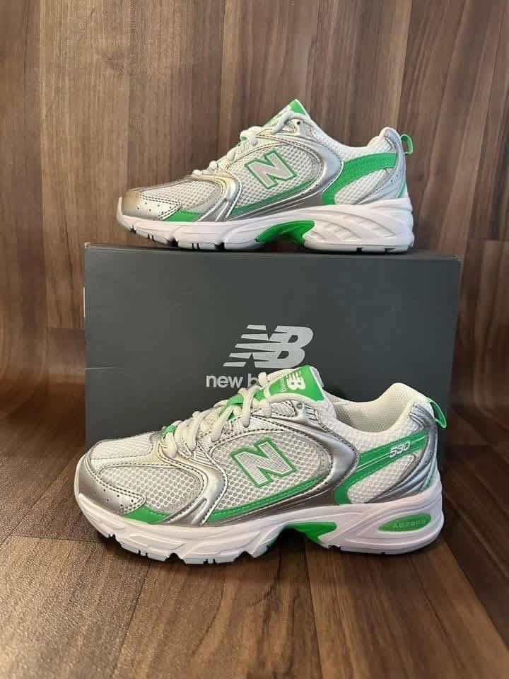 New Balance Sneakers Pallet - Image 4