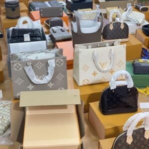 Women Handbags & Purses Pallet