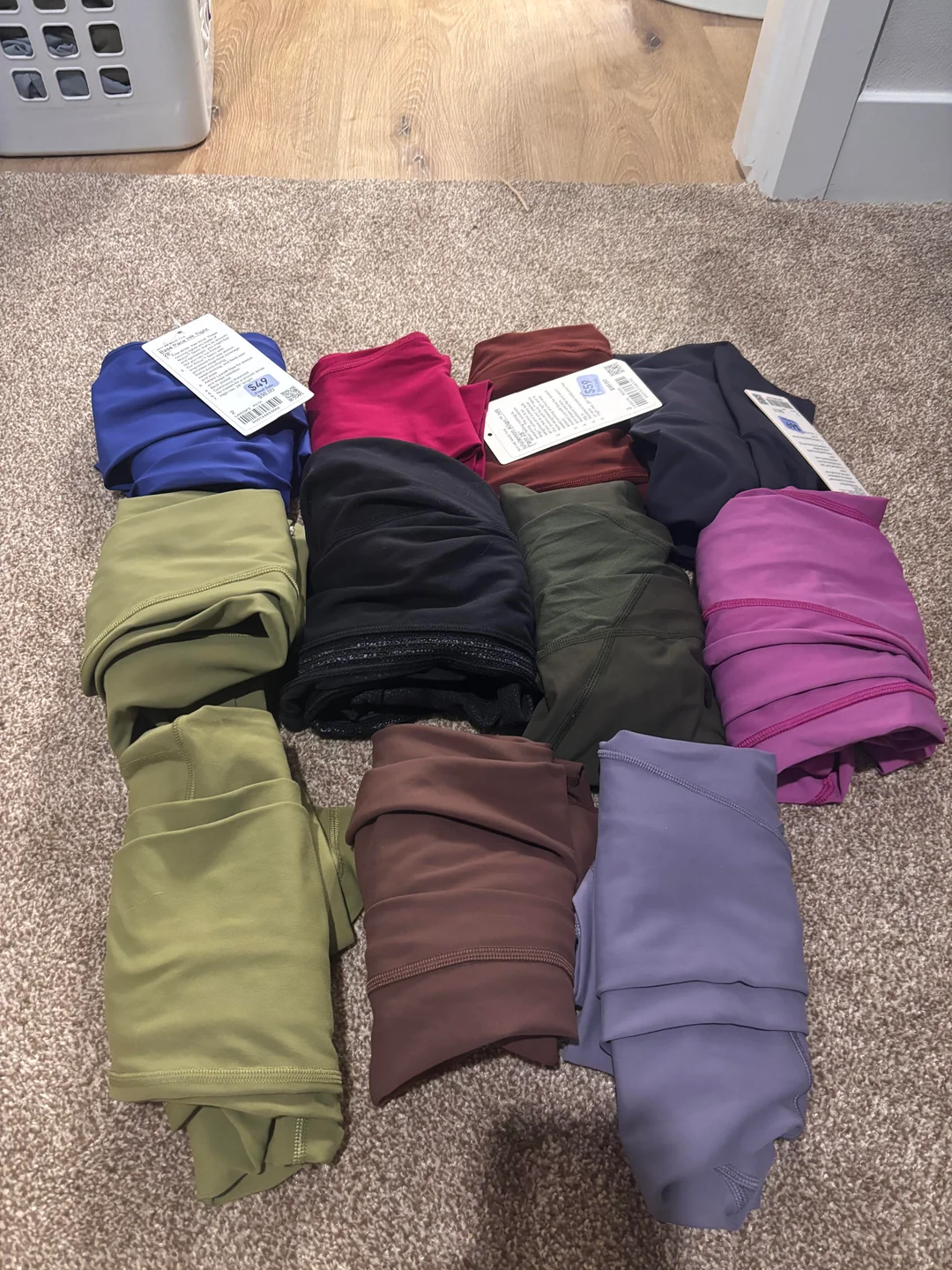 Lululemon Clothing Pallets for Sale - Image 6